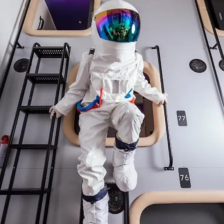 Capsule Constellation 89 Капсульный отель 5*