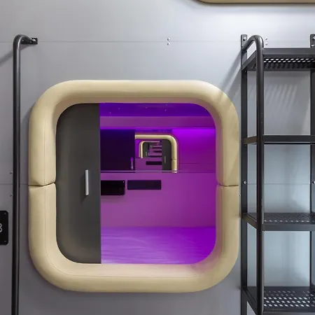 Capsule Constellation 89 5* Lemberg