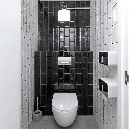 Капсульный отель Capsule Constellation 89 Львов