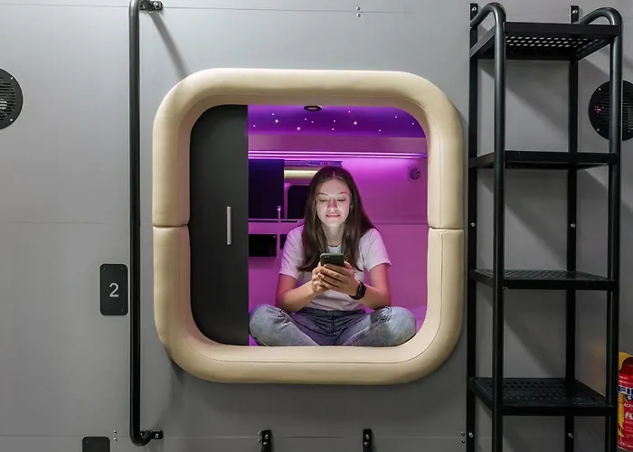 Hotel kapsułowy Capsule Constellation 89