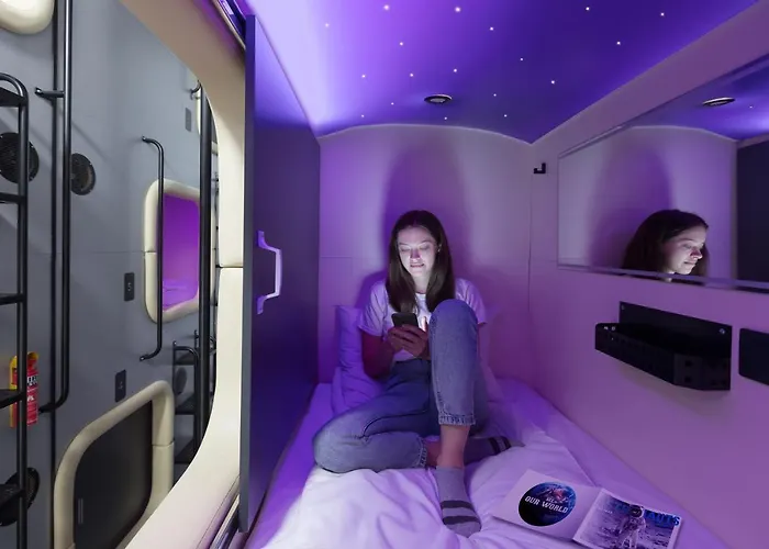 Capsule Constellation 89 5*