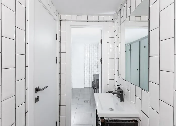 Capsule Constellation 89 Kapsül Otel