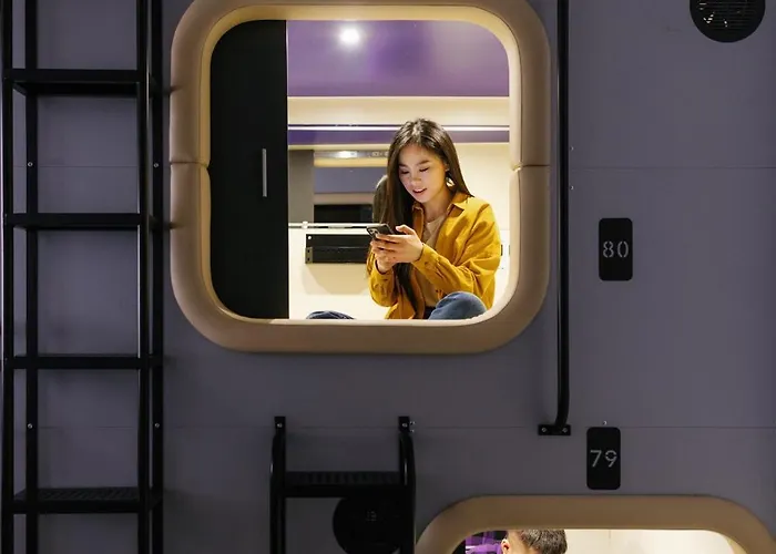 Capsule Constellation 89