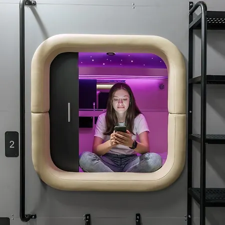 Hotel a capsule Capsule Constellation 89